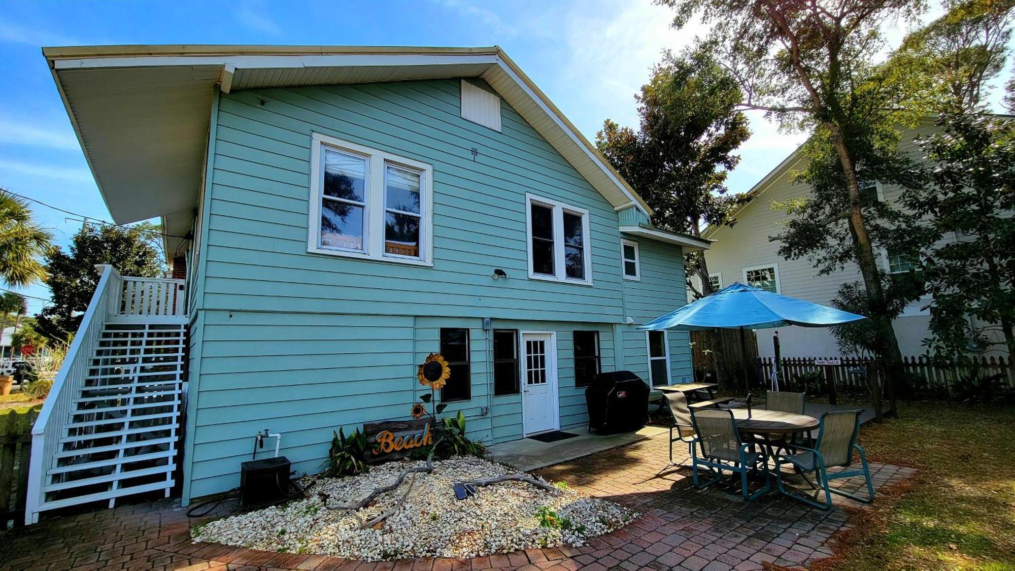 1201 Lovell Avenue By Tybee Beach Vacation Rentals Тайби-Айленд Экстерьер фото