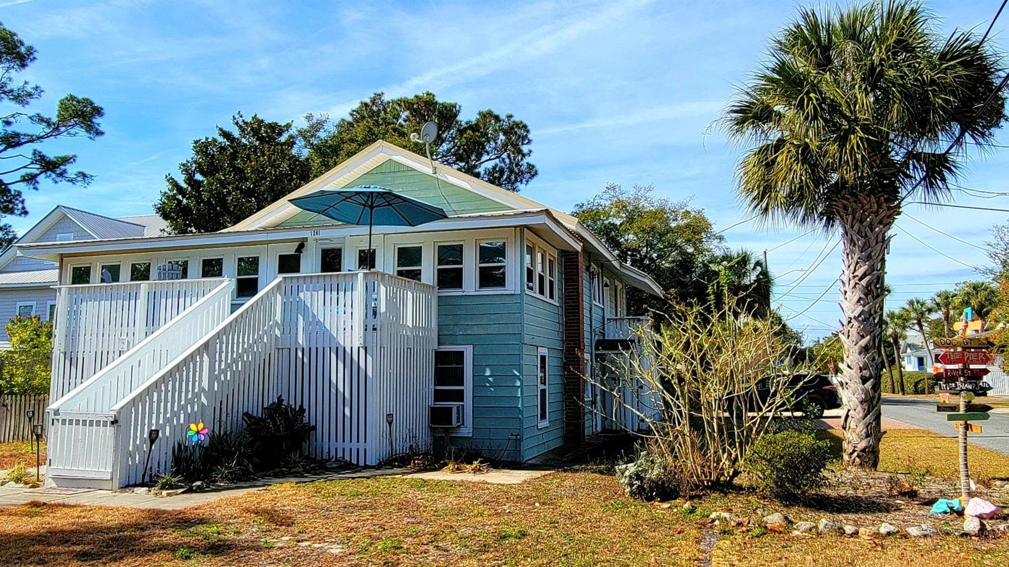 1201 Lovell Avenue By Tybee Beach Vacation Rentals Тайби-Айленд Экстерьер фото