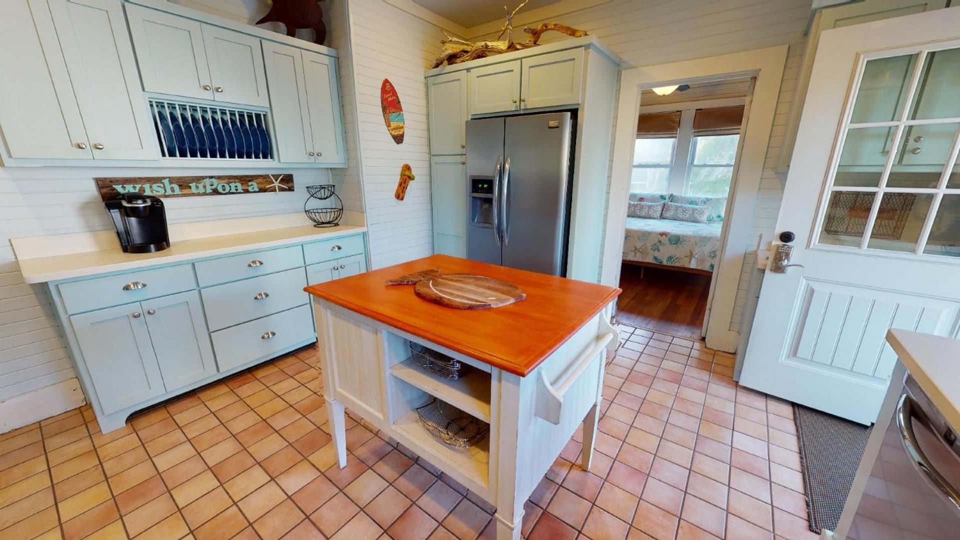 1201 Lovell Avenue By Tybee Beach Vacation Rentals Тайби-Айленд Экстерьер фото